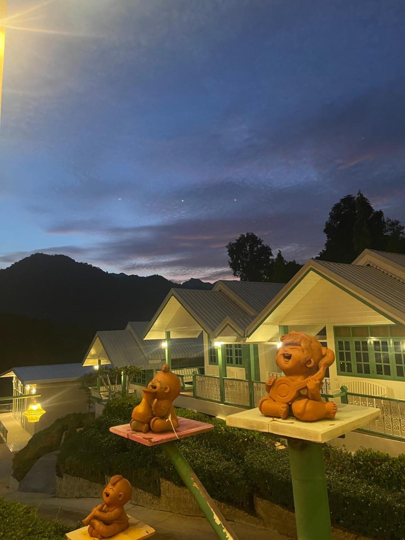 Baanpufa Resort Ban Huai Maenam Noi Buitenkant foto